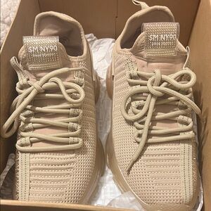 Steve Madden Beige Knit Lace-Up Sneakers